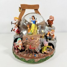 Disney Snow Globe Snow White And The Seven Dwarfs Music Lights Rotating Rare