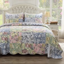 Vintage Rose 3-Piece Queen Bed Floral Quilt Set - Oversized Cotton Quilt  Shams