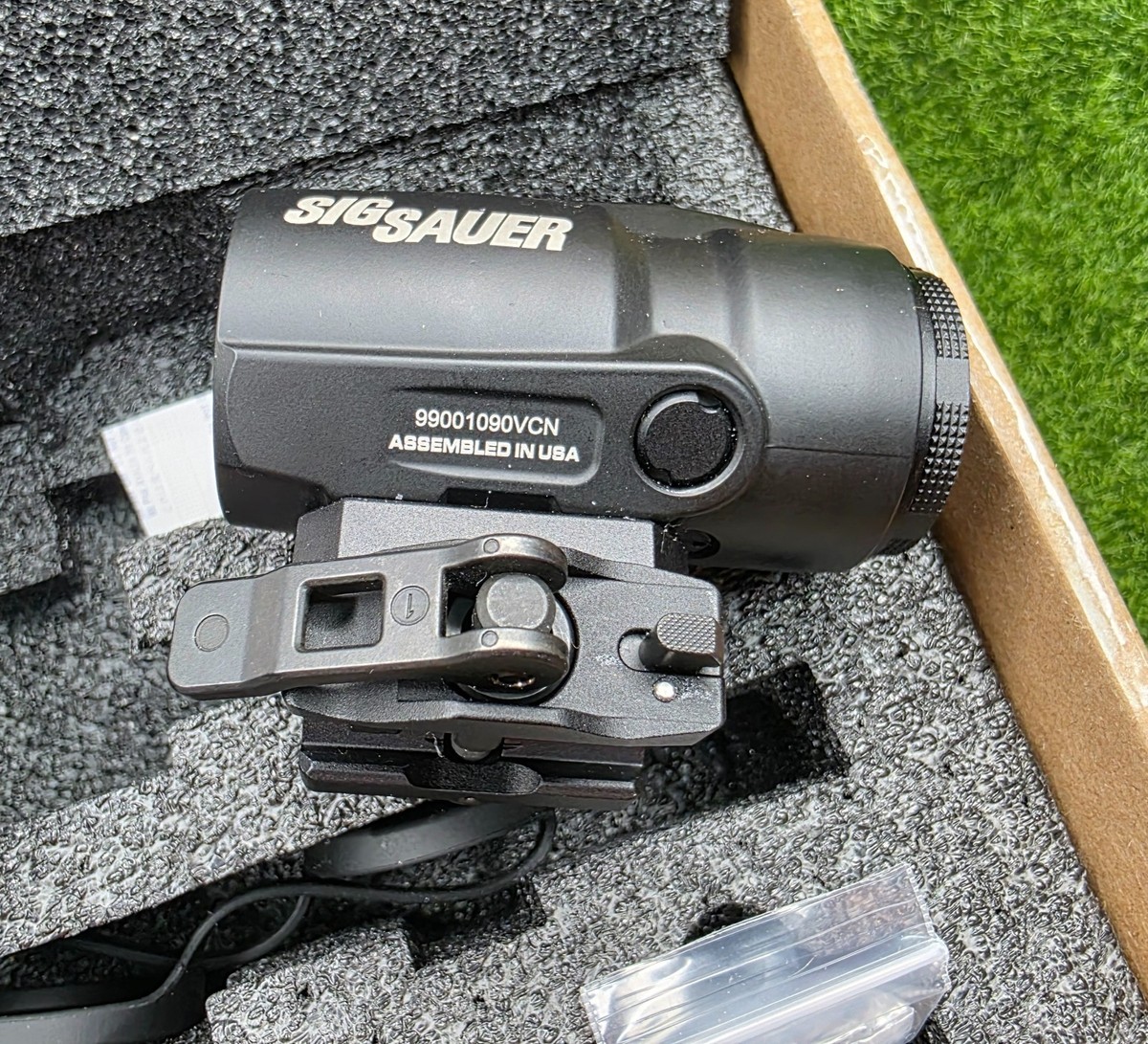 Sig Sauer ROMEO8T-AMR 1x40mm/3x22mm Red Dot Sight Combo Kit