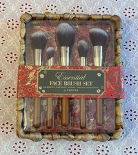 NWT 5 Piece Wood Makeup Face Brushes W/Storage Basket Container