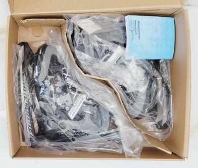 BLADERUNNER ICE SKATES NEW SIZE 5 6 7 8