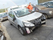Tube d'échappement Renault CLIO