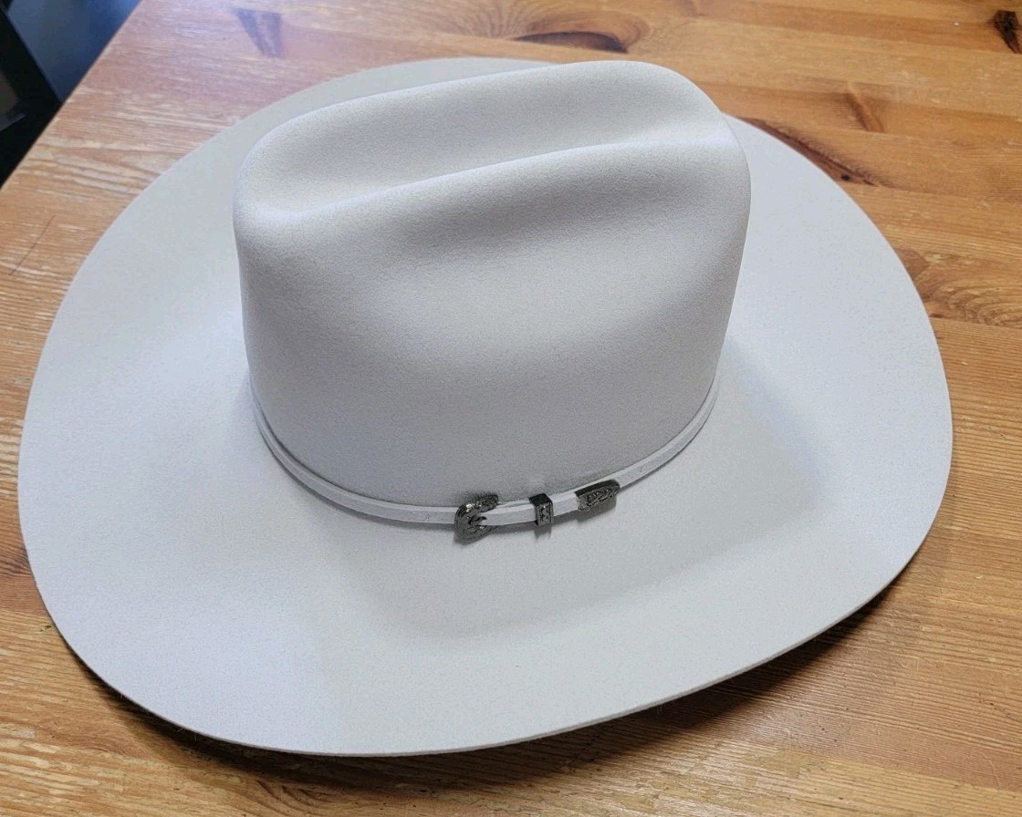 7-Star White Felt Cowboy Hat with Silver Band Accents Trail Boss 5X Felt Cowboy Hat 4 main image 2