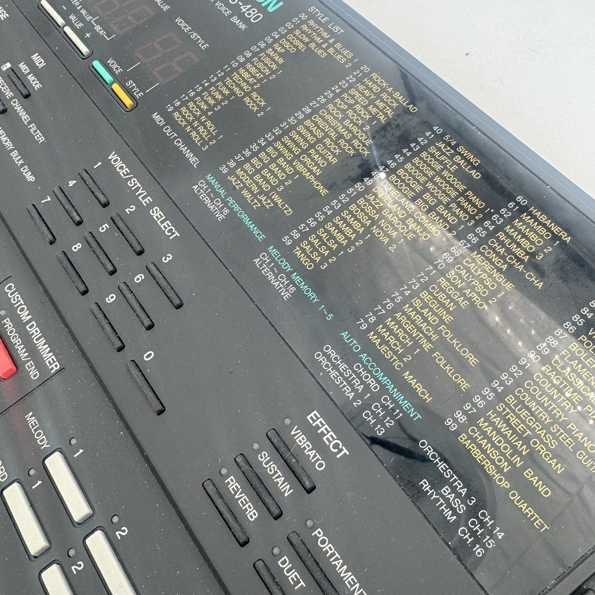 Yamaha PortaSound PSS-480 Digital Synthesizer Keyboard + Power