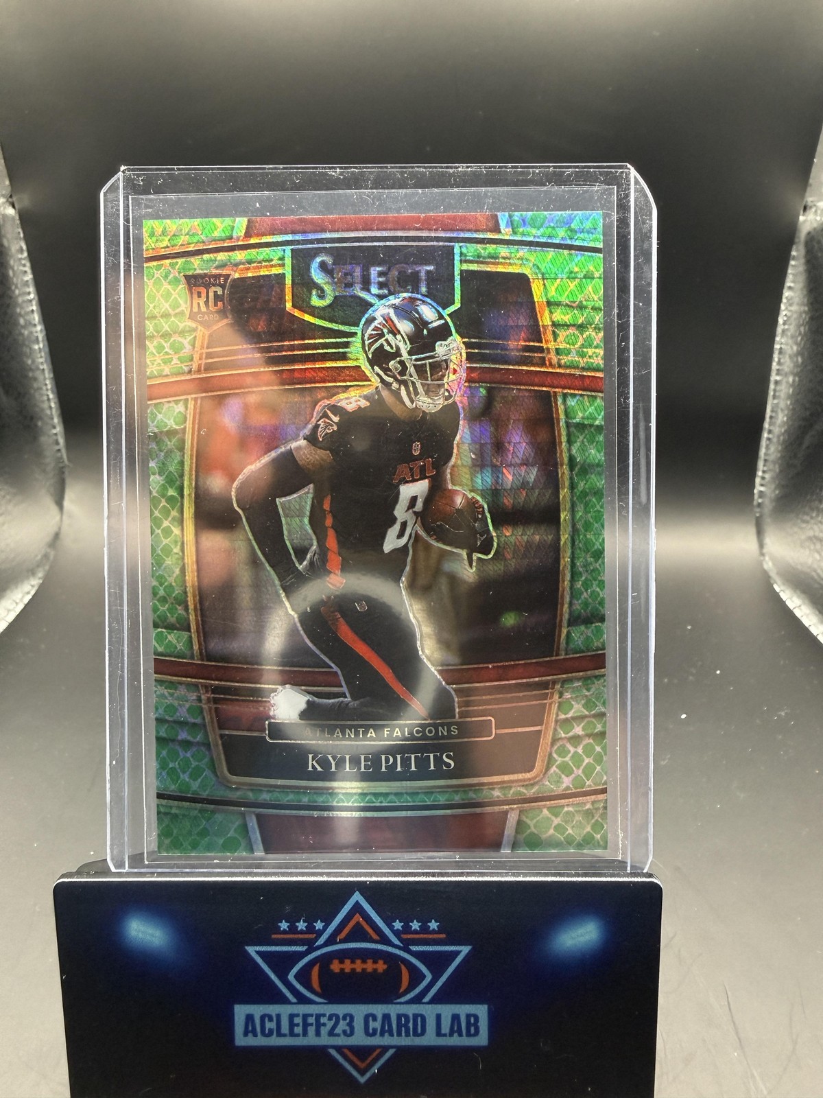 2021 Panini Select #46 Kyle Pitts Dragon Scale Prizm #/89