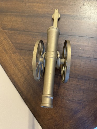 VINTAGE TOY LEONARD SILVER MFG 11 1/2" LONG BRASS CANNON F - Picture 3 of 4