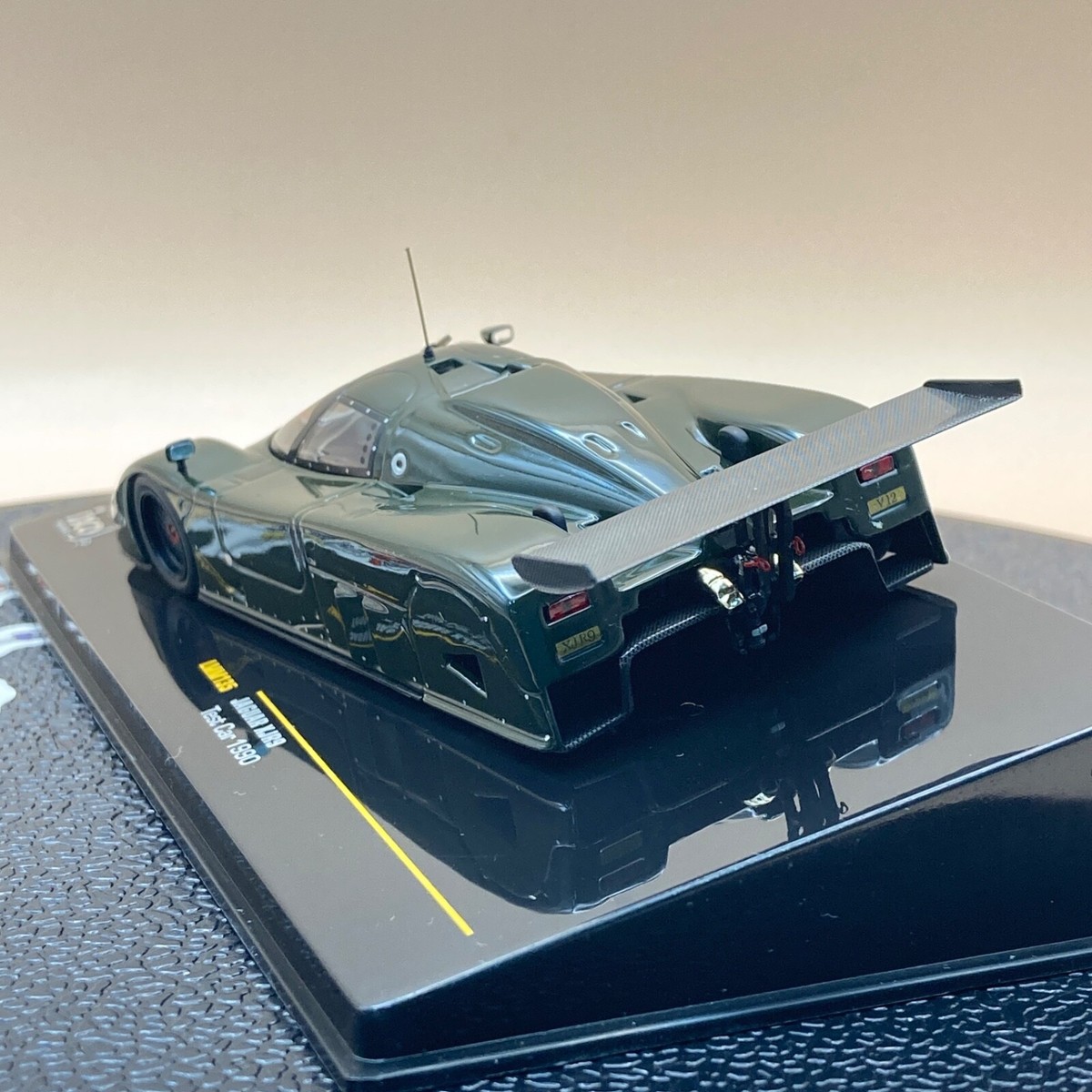 IXO 1/43 Jaguar XJR9 Test Car 1990 Khaki Le Mans Black Diecast