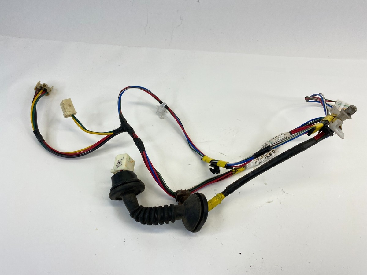 2005-2008 Toyota Corolla Rear Right Door Panel Harness Wiring Wire