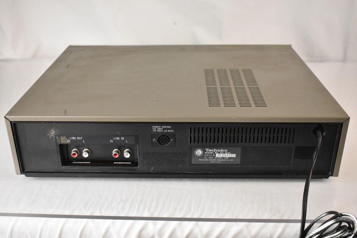 Vintage Technics RS-M45 Direct Drive Cassette Deck -Tested Vintage Technics RS-M45 Direct Drive Cassette Deck -Tested