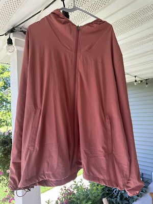 Vitality (Balance Athletica) Prime Windbreaker/Terracotta