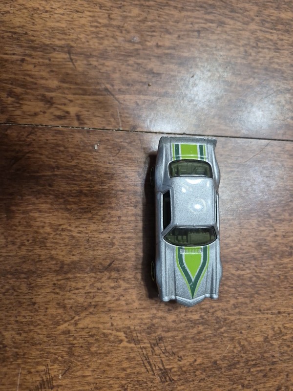 Hot Wheels 2016 Garage Series '70 Chevy Camaro 