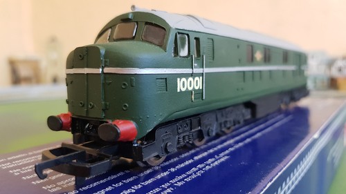 Silver Fox Models Spur OO Class D16/1 Diesellok, 10001, grün auf Lima Fahrgestell | Condition: Used