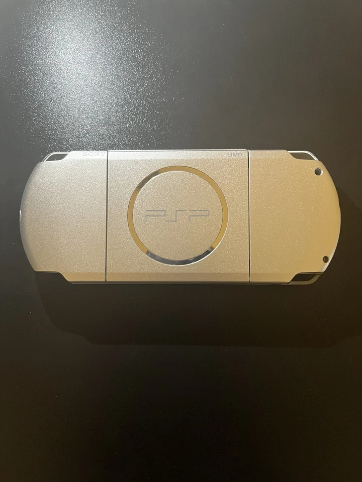 Authentic Sony PSP 3000 - Image 3 of 3