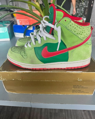 Size 10.5 - Nike Dunk Pro Sb High Dr. Feel good 