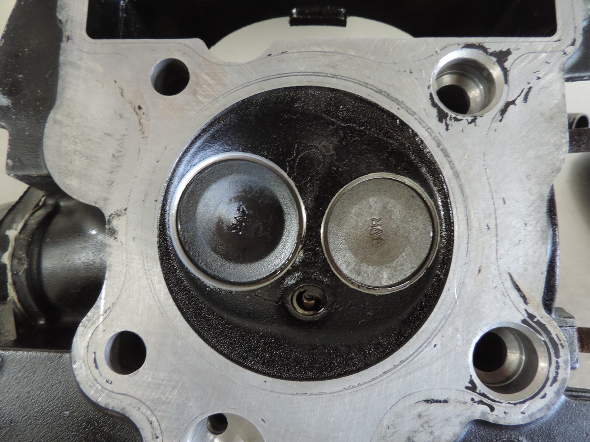 2000 Yamaha V-Star 650 Custom XVS650 Cylinder Head 2000 Yamaha V-Star 650 Custom XVS650 Cylinder Head