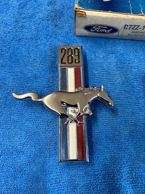 NOS 1967 1968 Ford Mustang 289 Front Fender Emblem RH C7ZZ-16228-C 