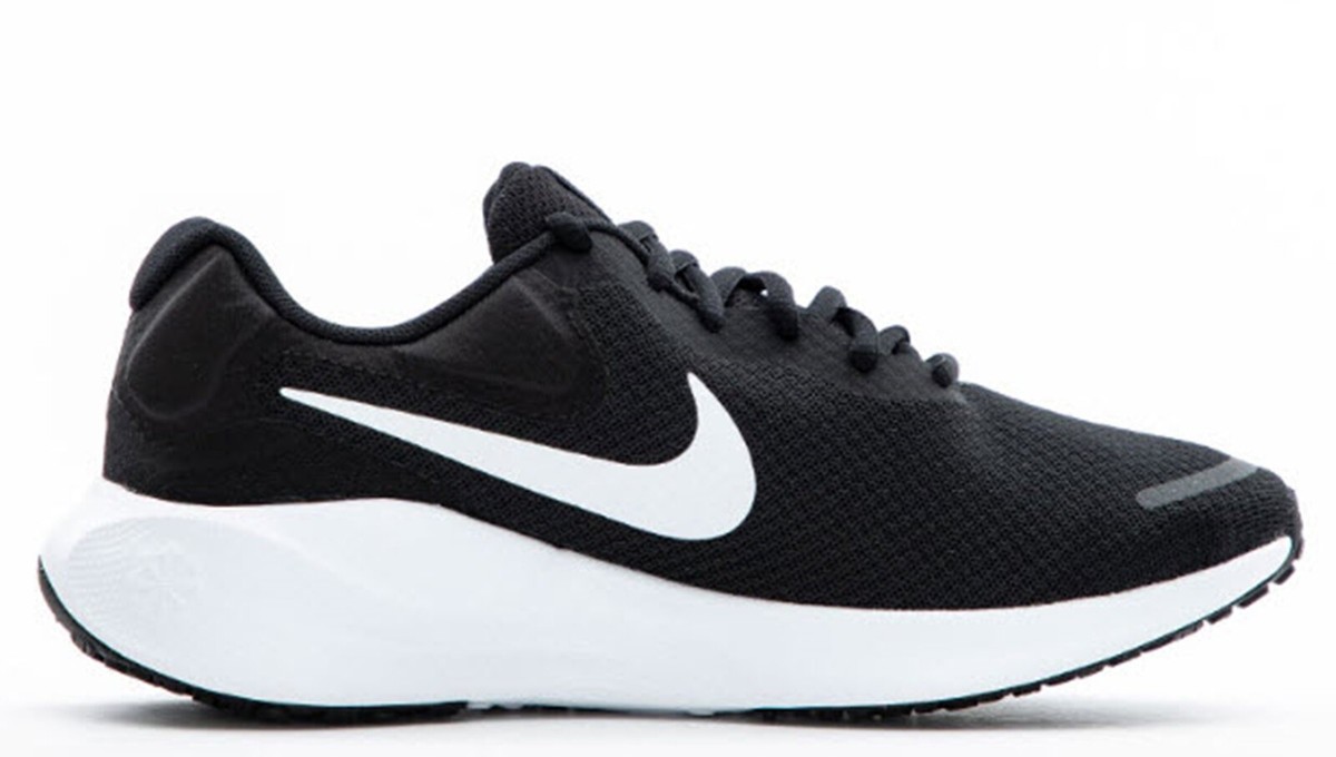 black and white nike runners womens
