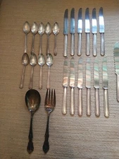 Vtg 25 PC Mixed Flatware Set WM Rogers Extra Plate 