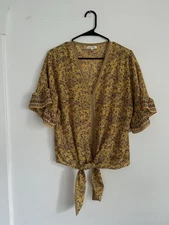 Max Studio Yellow Floral Tie Front Top Medium Short Sleeve Cropped Boho Blouse