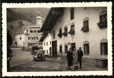 Fotografia Ochsner, Worms, auto cabrio davanti all'hotel posta 