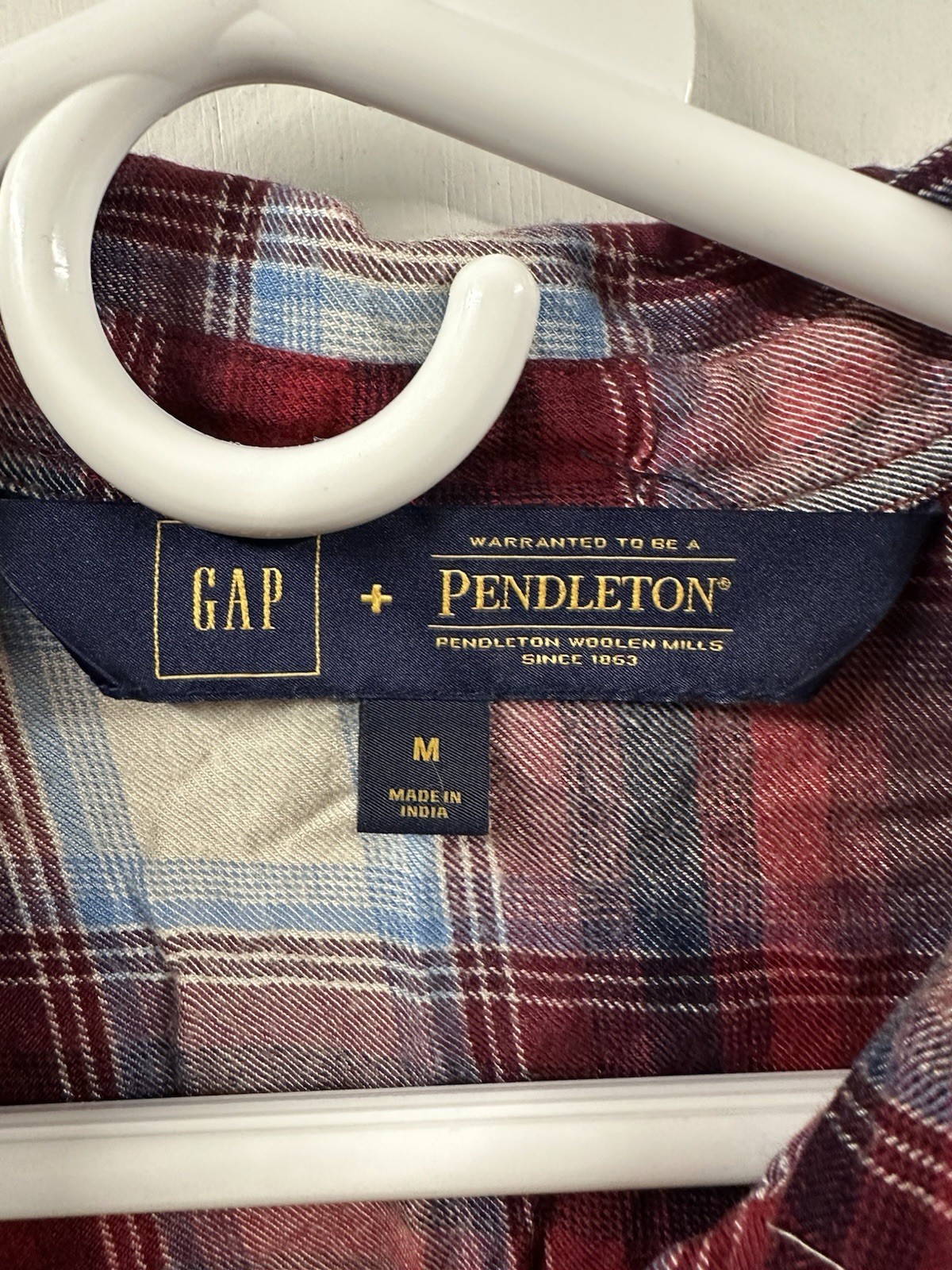 GAP + PENDLETON Plaid Thin Flannel Pocket Shirt R… - image 2