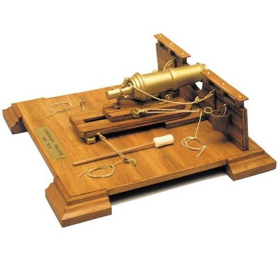 Mantua Models 1/17 Scale English Carronade Model Kit