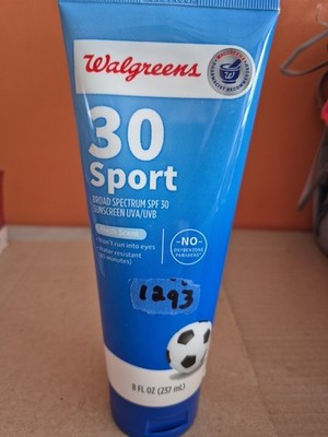 Walgreens 30 Sport Broad Spectrum SPF Sunscreen UVA/UVB Fresh Scent 8 fl oz