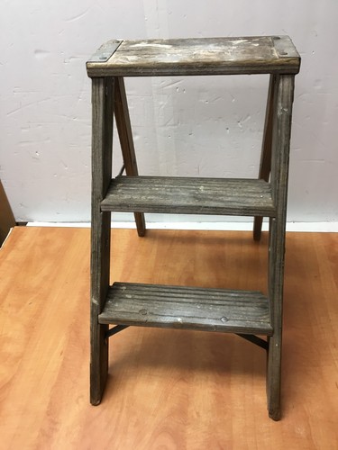 Vintage Short Wood 2 Step Ladder Rustic Farmhouse Deco 22" 2 foot