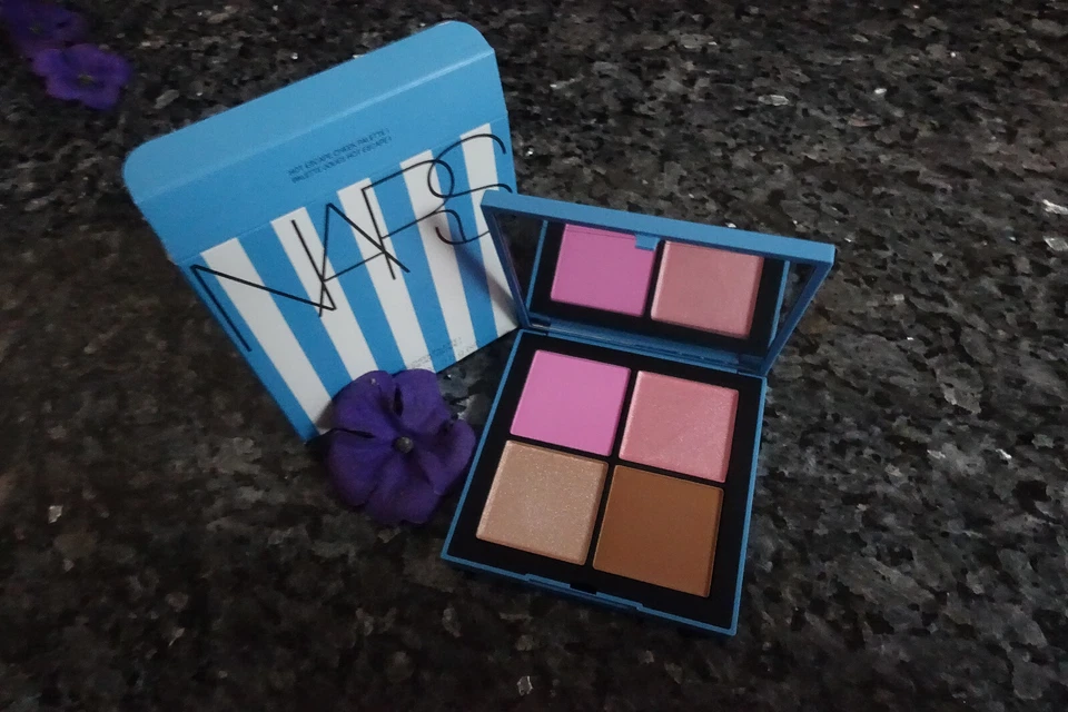 NARS hot escape cheek palette I New in box full size - Image 3 of 4