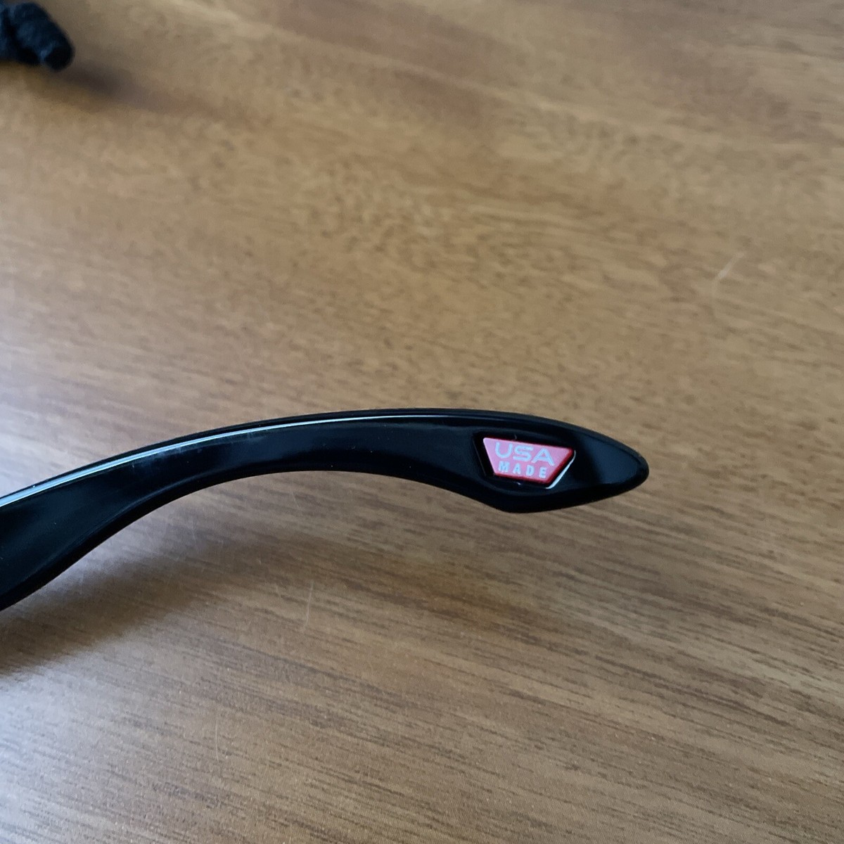 Oakley OO9102-F555 57-18 137 Holbrook Sunglasses Polished Black