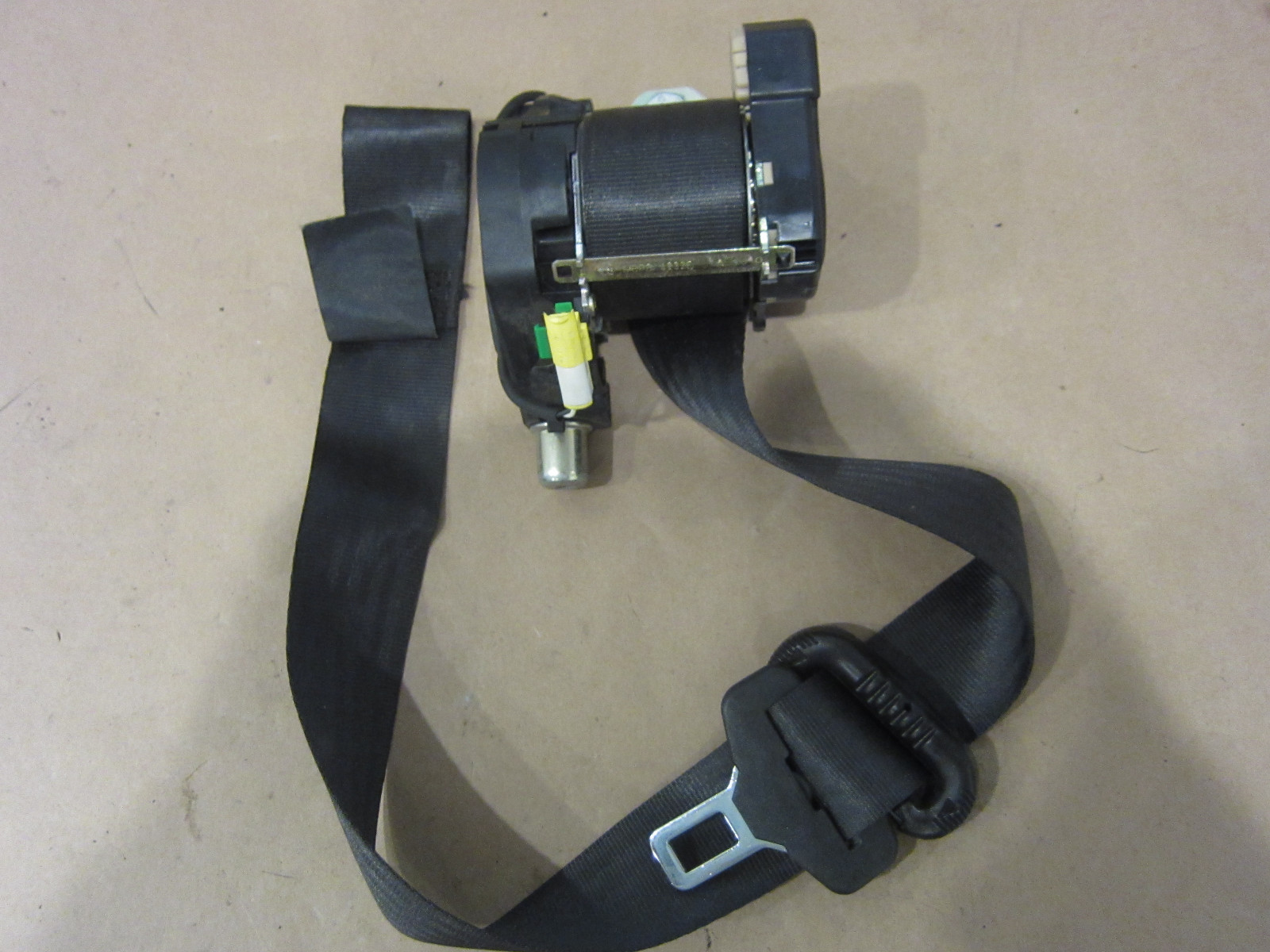 Maserati 4200 Coupe - RH Front Seat Belt Roller Assembly - Part# 66310500
