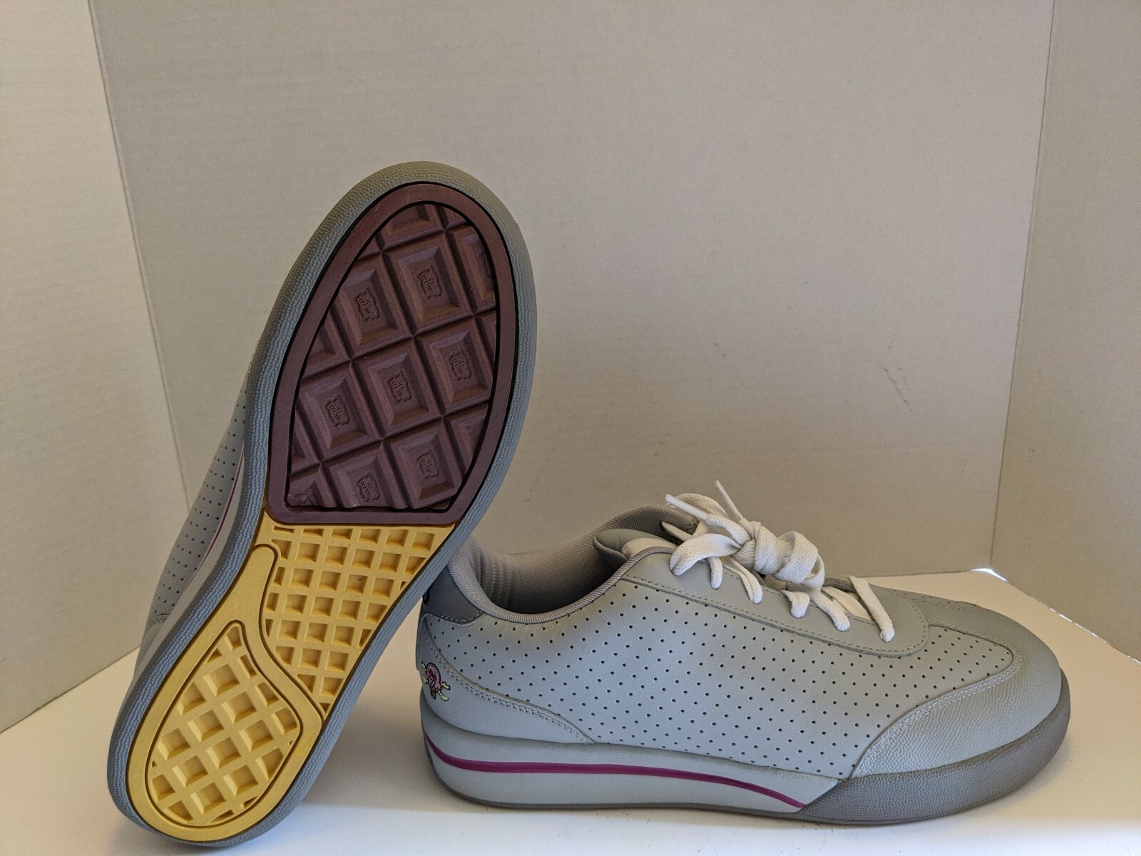 reebok ice cream board flip