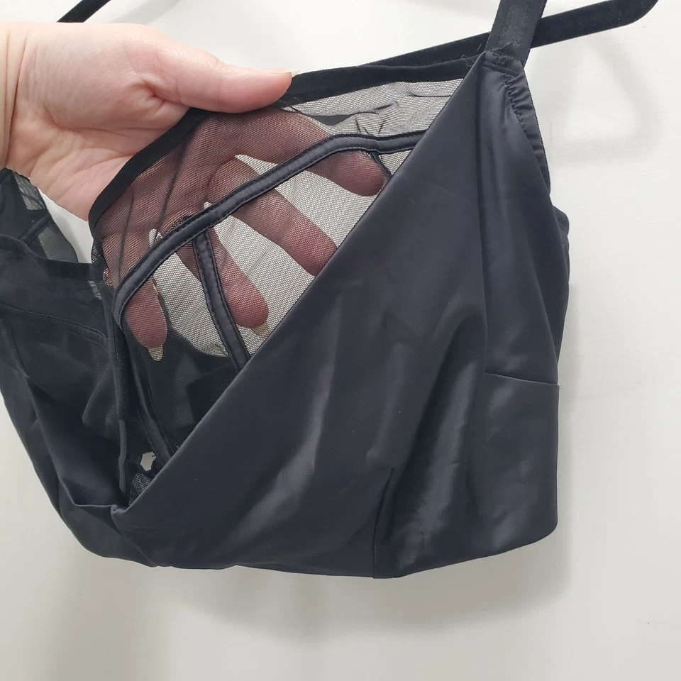 Figura Completa Balconette 38H Scantilly by Curvy Kate Peek A Boo Malla Transparente Negra Foto 2 de 4