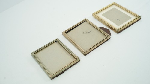 Conjunto de 3 marcos de fotos pequeños de latón y vidrio años 60 B29 - Imagen 4 de 5