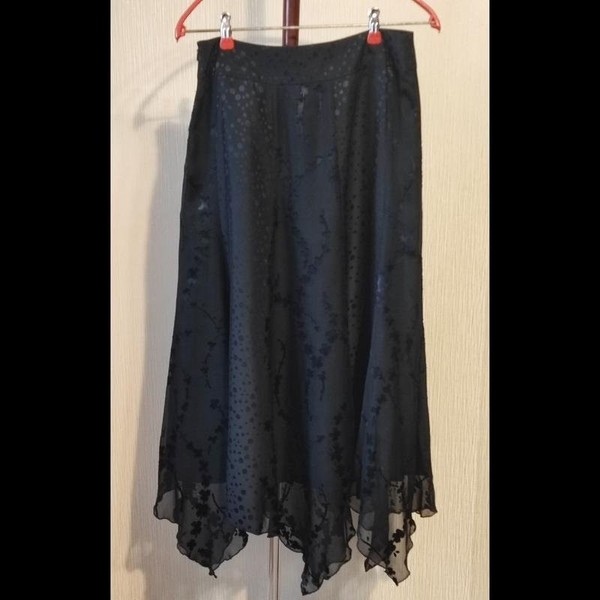Women Laura Ashley Skirt Black Viscose 38 / M / 46 #A3AW