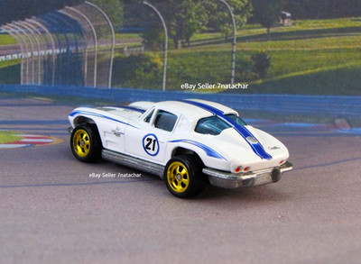 1963 Chevy Corvette Stingray 327 C2 Heritage Racing Model White