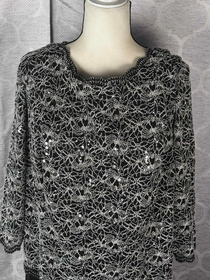 Vestido Alex Evenings de encaje y gasa simulado de dos piezas talla 22W ¡En muy buen estado! Foto 3 de 4