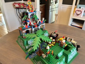 LEGO Adventurers: Amazon Ancient Ruins 5986 - 100% Complete