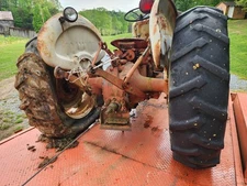 Ford 800 Series Tractor