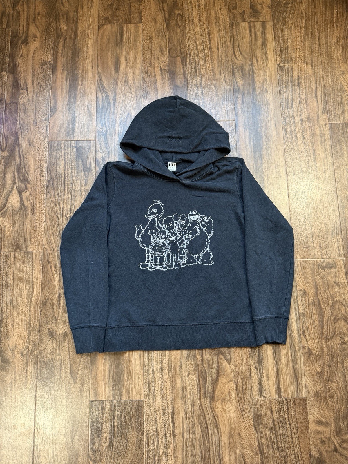 Uniqlo X Kaws Sesame Street Graphic Hoodie Size Medium