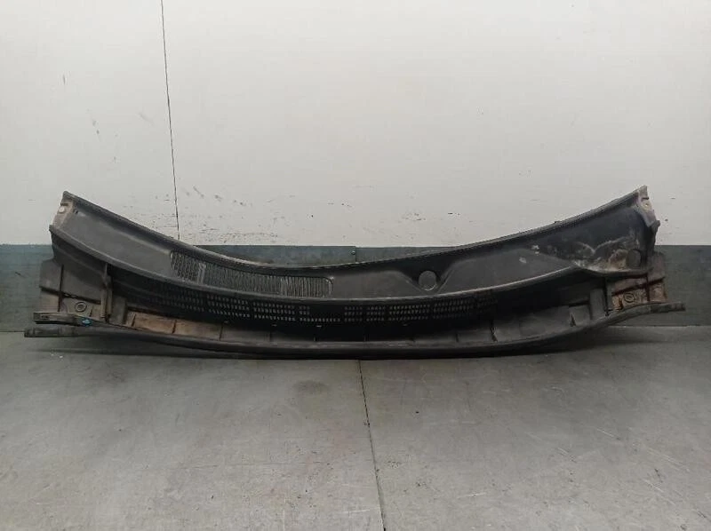 5570876010 moulure pour LEXUS CT (ZWA10 ) 200H 2010 5357353 - Photo 2/4