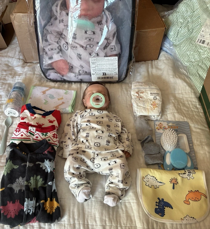 Bebé niño silicona Foto 3 de 4