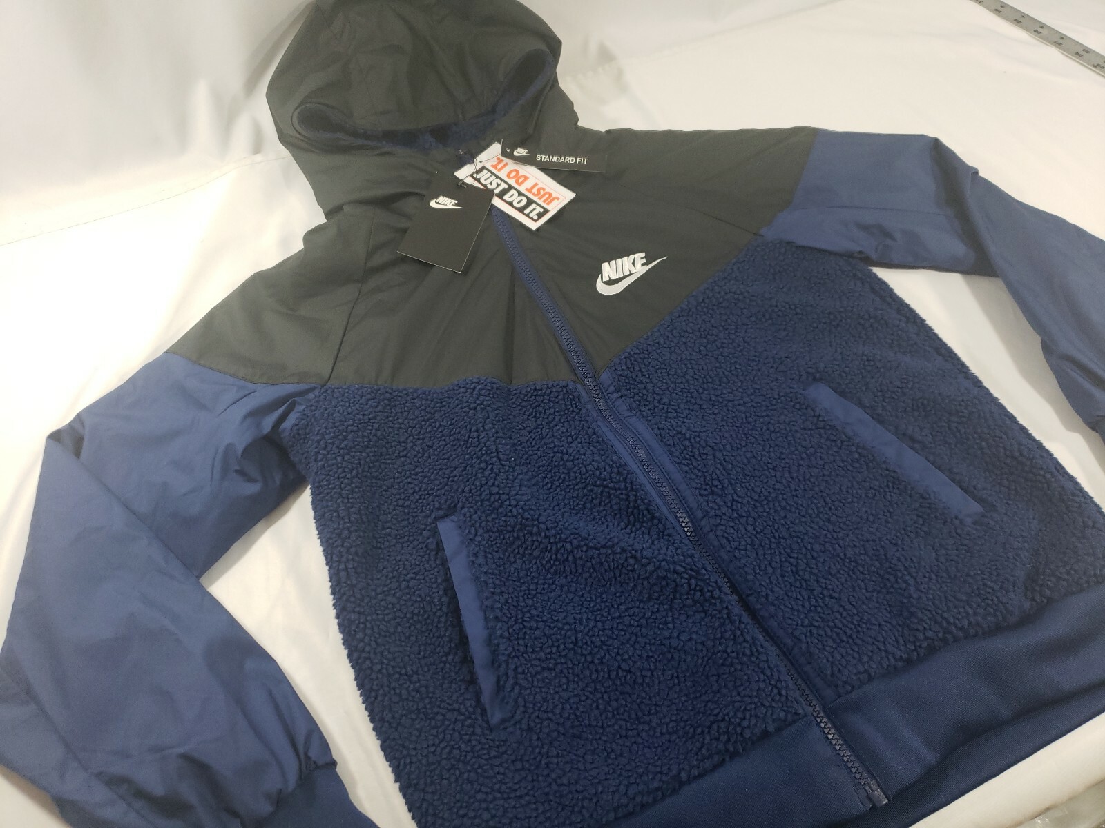 nike windrunner sherpa jacket