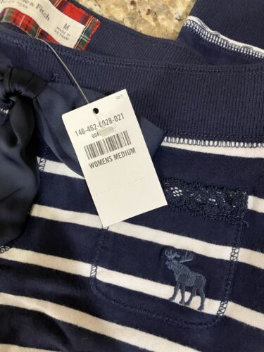 Abercrombie & Fitch Vintage Blue Striped Pajama Leggings Medium NWT w/FREE BOGO! - Picture 6 of 19