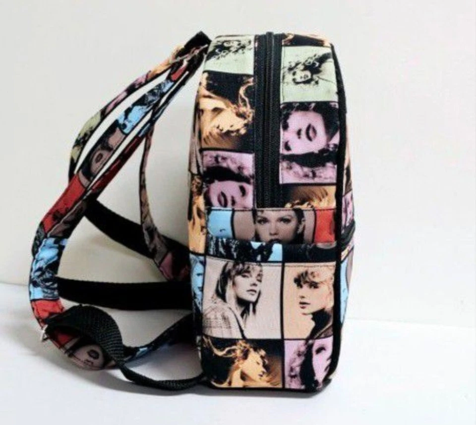 MINI MOCHILA TAYLOR SWIFT COLLAGE  Foto 2 de 4