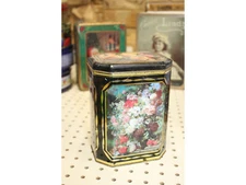 Item: 102166 - Collectible Holiday Tin Container