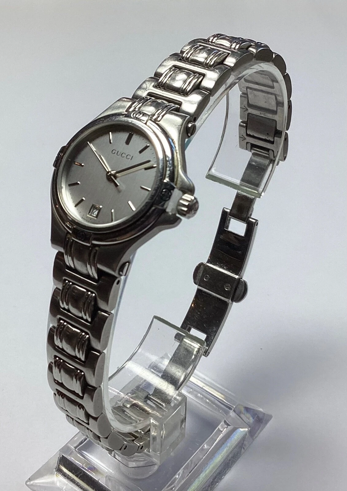 Montre femme GUCCI vintage 9040L 26 mm bracelet argent cadran date pile neuve 6