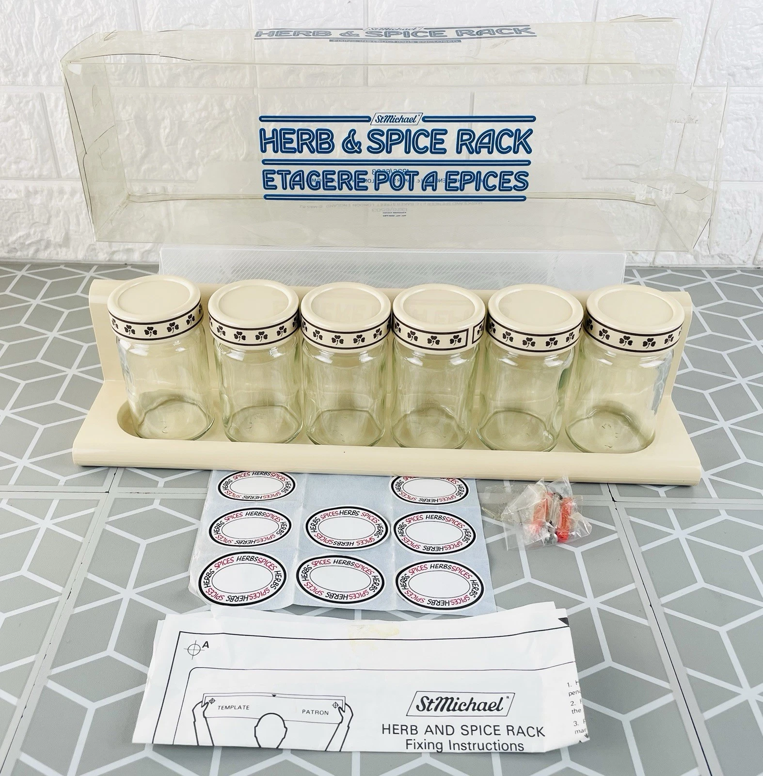 Vintage St Michael Herb & Spice Rack 6 Glass Jars With Wall Mount 1982 Unused