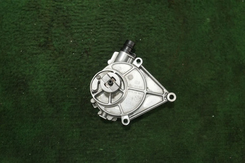 Original BMW F20 F21 F22 F23 F30 F31 F34 Unterdruckpumpe 11667622380