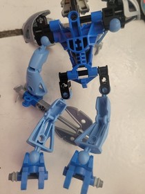LEGO Bionicle 8570 Gali Nuva Blue In Canister 2002, Looks Complete